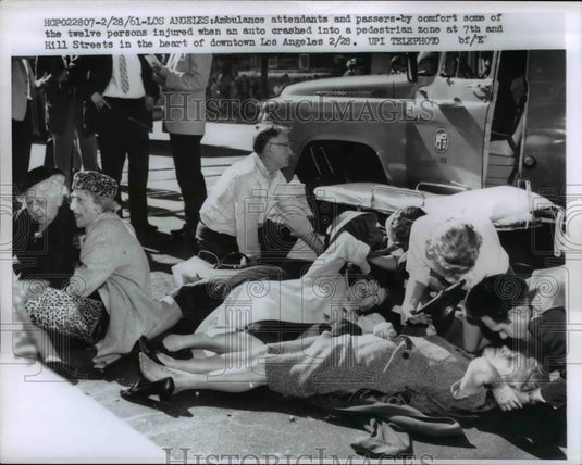 1961 Press Photo 12 Person injured,Auto crashed in pedestrian zone,7th & Hill St - Historic Images