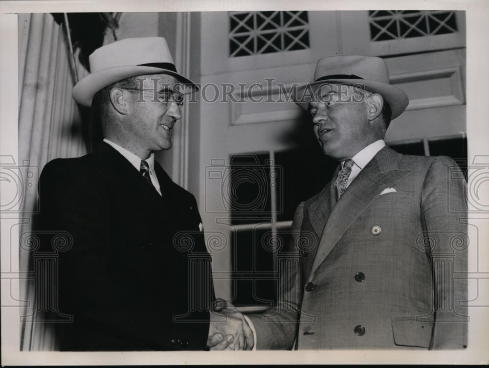 1938 Press Photo Stephen Chadwick and Sec of War Harry Woodring at the White - Historic Images