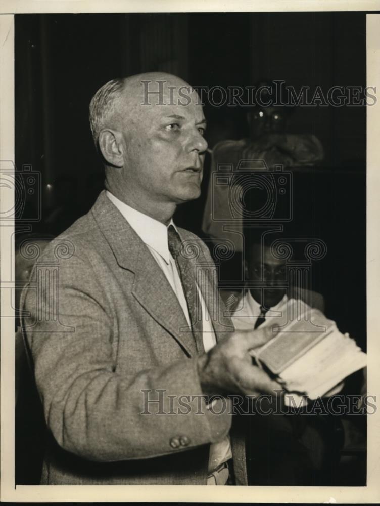 1936 Press Photo Virgel G Finch Senate Civil Liberties Committee investigator - Historic Images