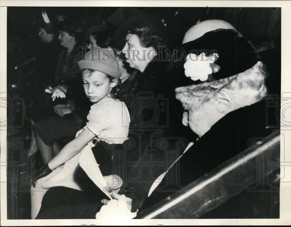 1939 Press Photo Mrs Sara Delano Roosevelt and Mrs Franklin D Roosevelt - Historic Images