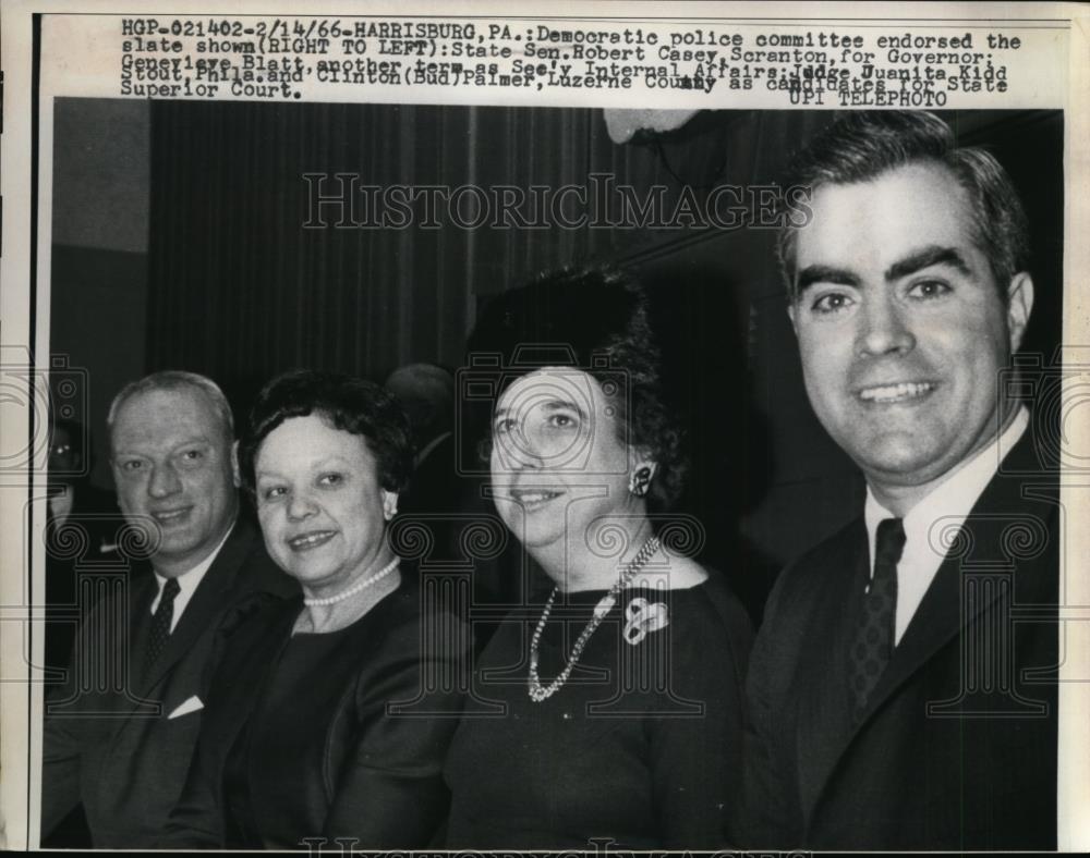 1966 Press Photo Senator Robert Casey Scranton, Genevieve Blatt, Juanita Kidd - Historic Images