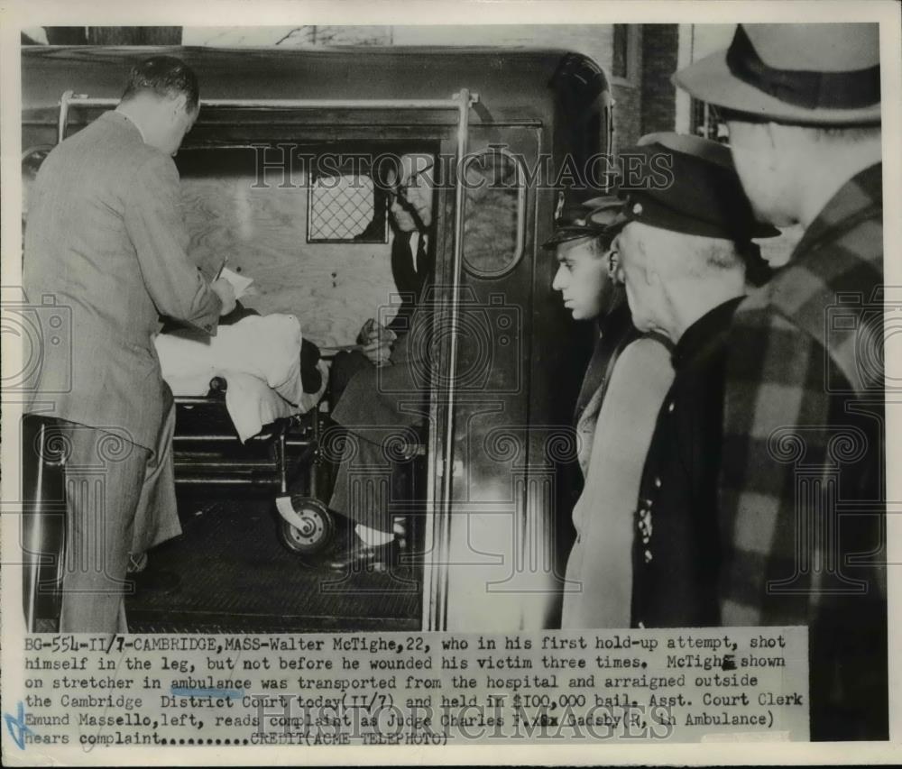 1950 Press Photo Walter McTighe Holdup Victim in Stretcher on ambulance - Historic Images