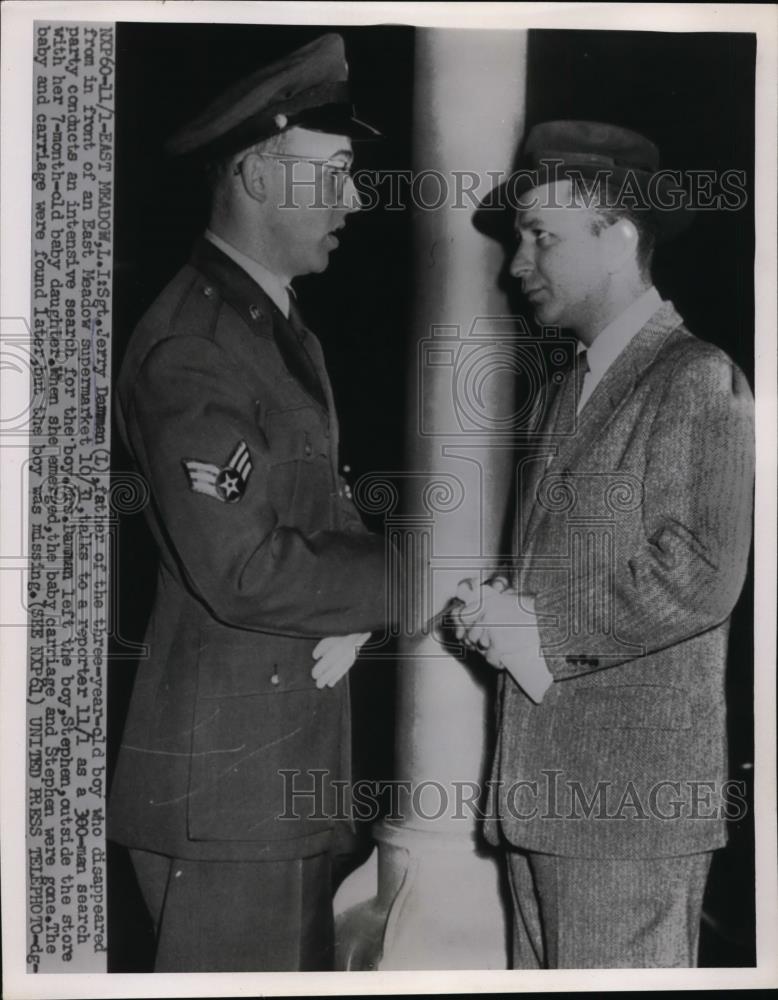 1955 Press Photo Jerry Damman father of the boy dissapeared in East Meadow Store - Historic Images