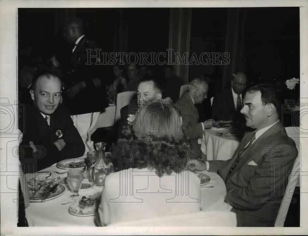 1945 Press Photo Harold Stassen Dwight Griswold Thomas Dewey at Mackinac Island - Historic Images