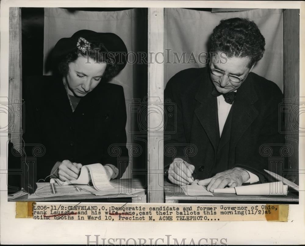 1948 Press Photo Ohio Governor Frank Lausche &amp; Wife Vote in Election - Historic Images