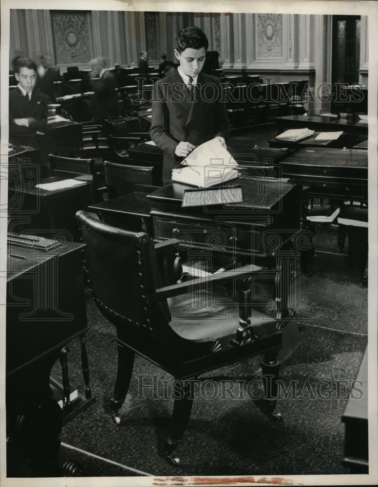 1940 Press Photo Arthur Haight Personal Page for Late Senator William L Borah - Historic Images