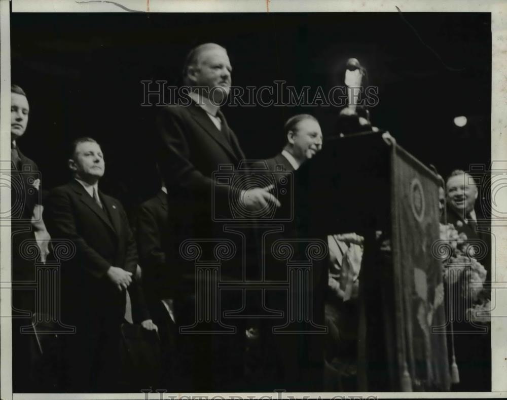 1932 Press Photo President Herbert Hoover Speaking in Detroit - Historic Images