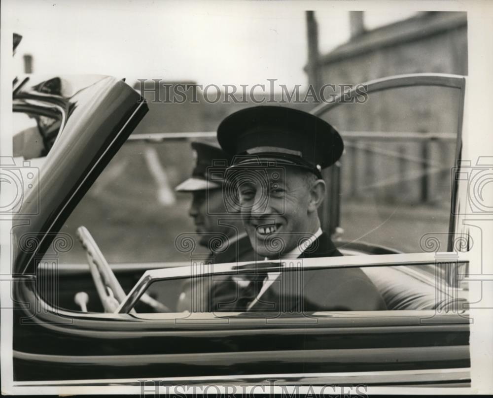 1939 Press Photo Thomas Southgate Chauffeur for King George VI &amp; Queen Elizabeth - Historic Images