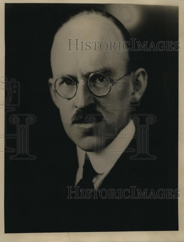 1933 Press Photo Ralph E Flanders Engineer, Economist & Author - Historic Images