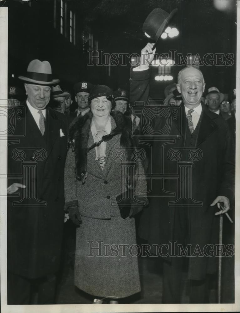 1933 Press Photo Former Governor of New York Alfred Smith & Wife at Worlds Fair - Historic Images