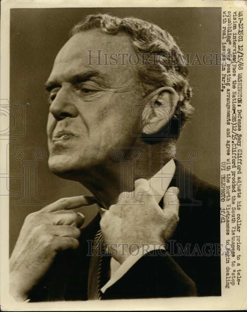 1968 Press Photo Defense Secretary Clark Clifford - Historic Images