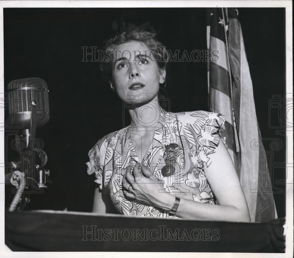 1944 Press Photo Clare Boothe Luce Congresswoman from Connecticut - Historic Images