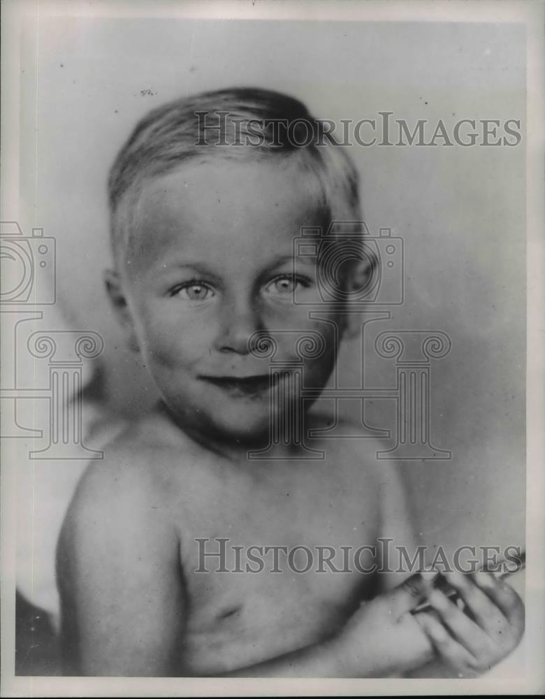 1949 Press Photo Europe War Orphan After Being Helped By The UNICEF - Historic Images