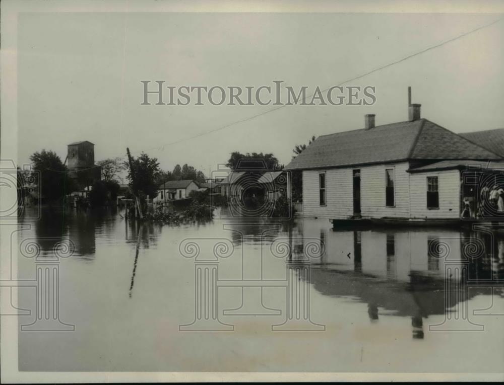 1933 Press Photo Houses in Water at Mount Carmel Illinois Wabash River Flood - Historic Images