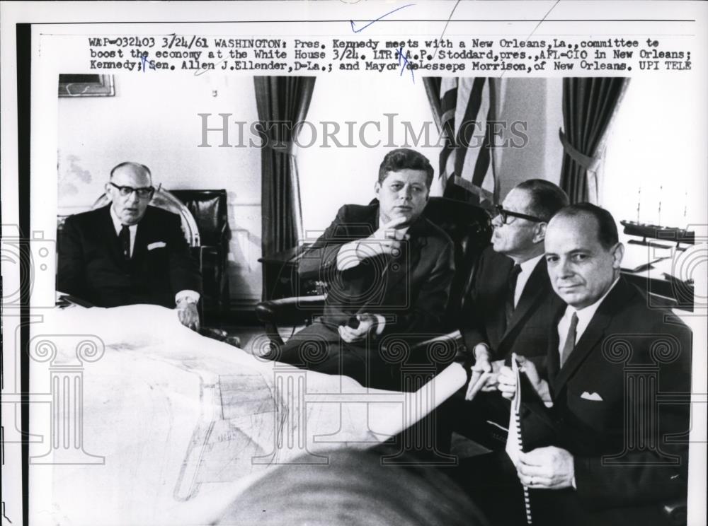 1961 Press Photo President John F Kennedy with New Orleans, LA Committee in DC - Historic Images