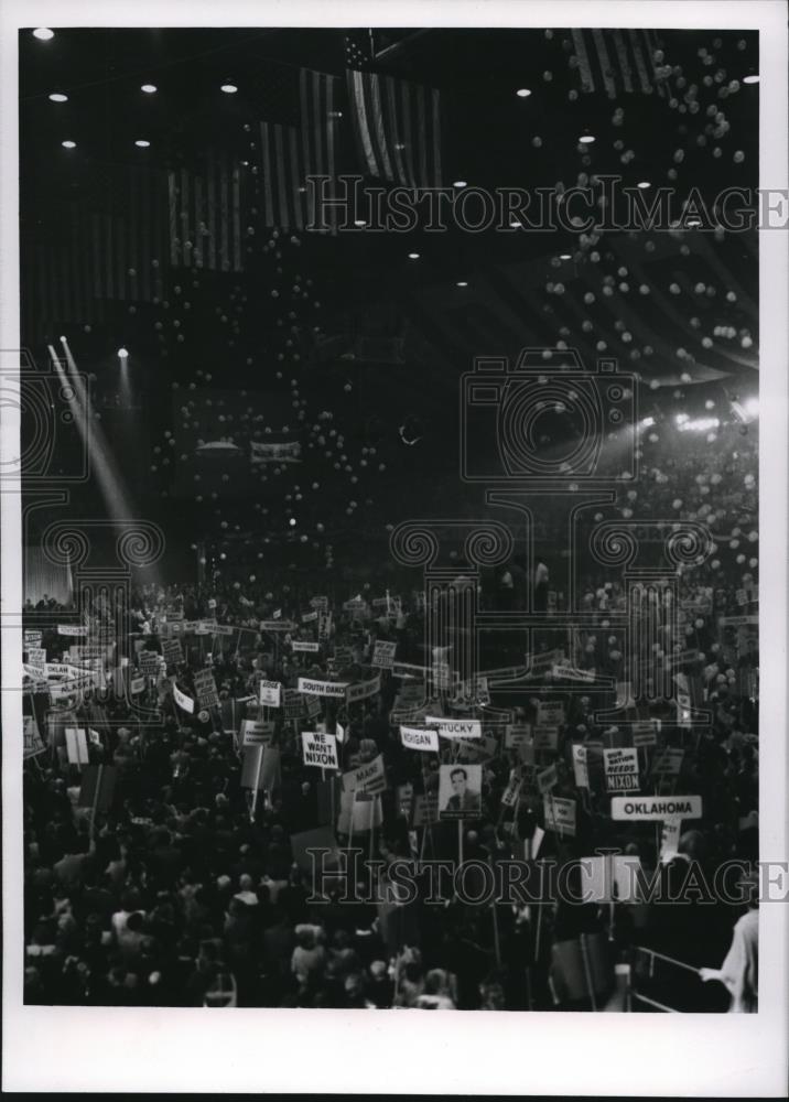 1964 Press Photo Noisy Demonstration at the Republican Convention - cva74876 - Historic Images