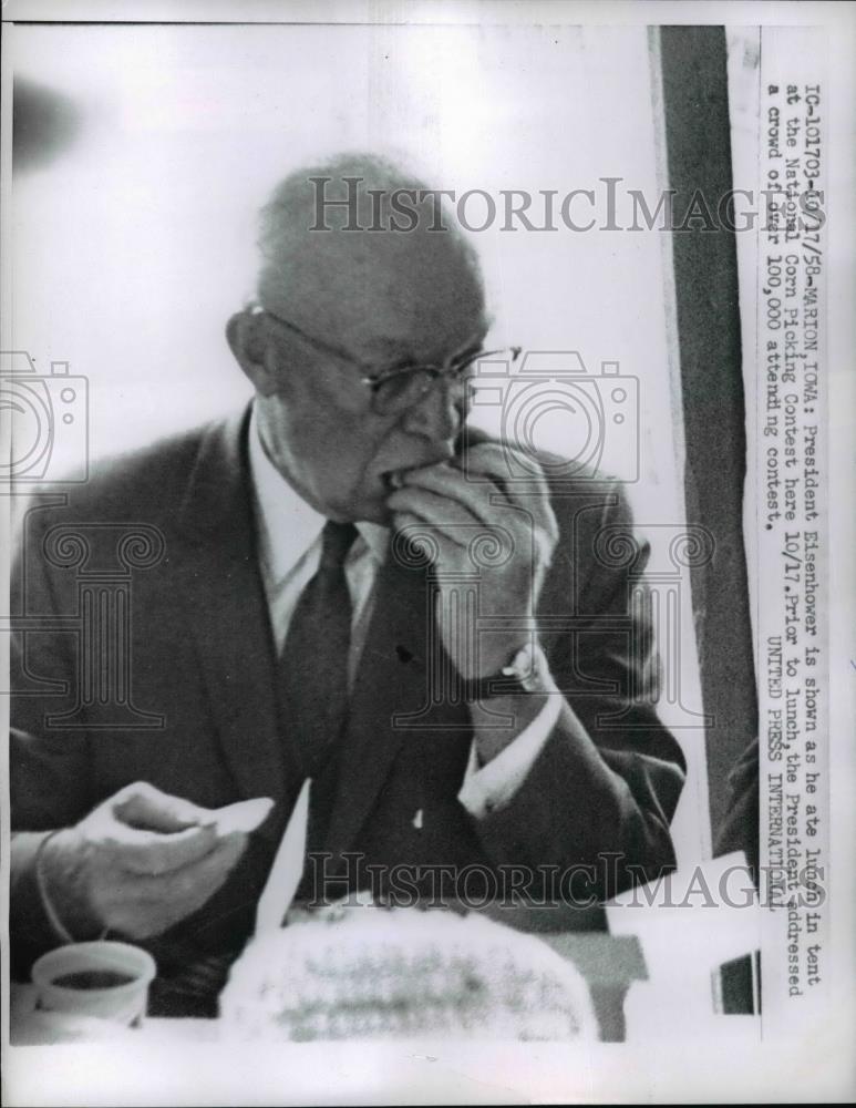 1959 Press Photo President Eisenhower at National Corn Picking contest Marion IA - Historic Images