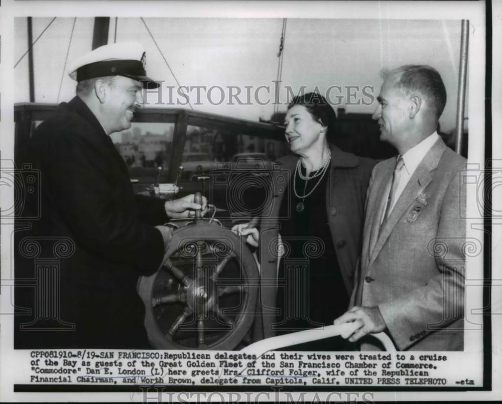 1956 Press Photo Commodore Dan E. London with Mrs. Clifford Folger &amp; Worth Brown - Historic Images