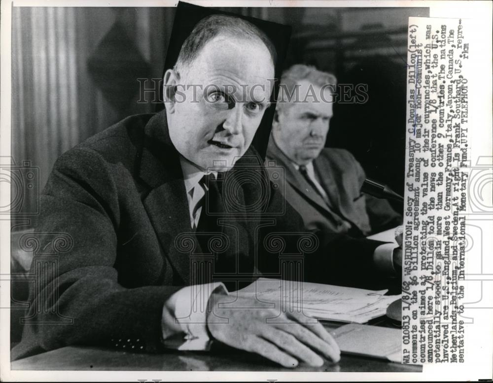 1962 Press Photo C.Douglas Dillon,Sec.of Treasury during news conference in Wash - Historic Images