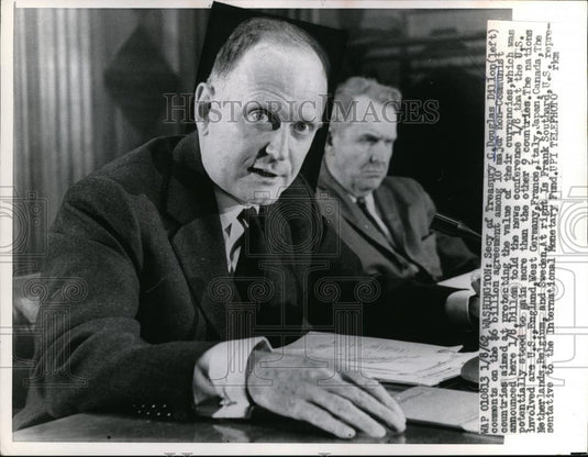1962 Press Photo C.Douglas Dillon,Sec.of Treasury during news conference in Wash - Historic Images