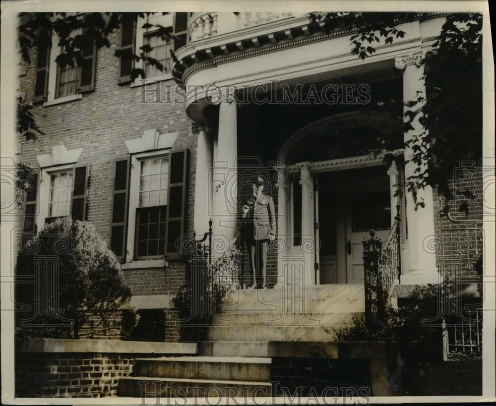 1928 Press Photo Washington Police Dept Guard Herbert Hoovers home - Historic Images