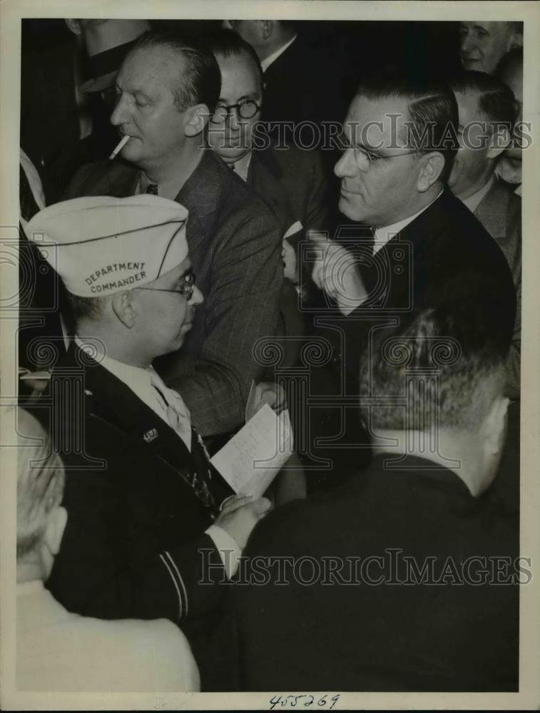 1938 Press Photo Fritz Kuhn at Constitutional State Convention Military hearing - Historic Images