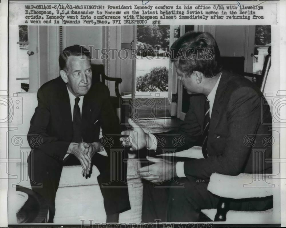 1961 Press Photo President John Kennedy &amp; Llewellyn Thompson Ambass to Moscow - Historic Images