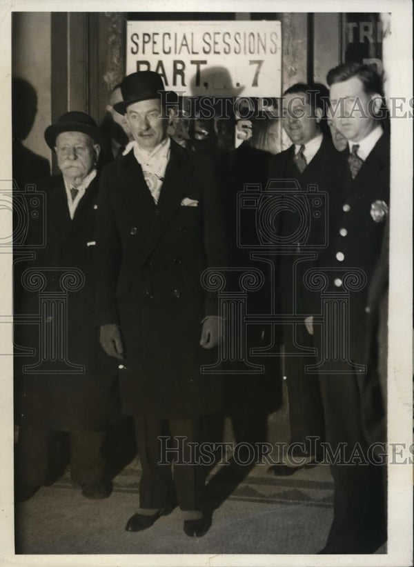 1931 Press Photo Mayor Walker seen leaving Court of Special Sessions ...