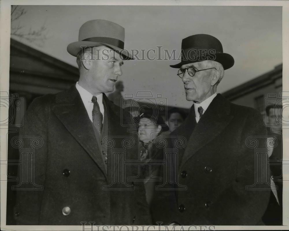 1937 Press Photo Francis Townsend with Arthur Johnson - Historic Images