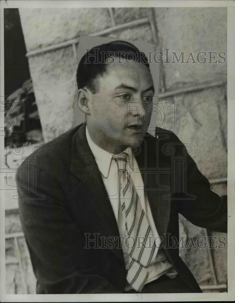 1934 Press Photo Lloyd Fisher atty for John Curtis at trial - nee77985 - Historic Images