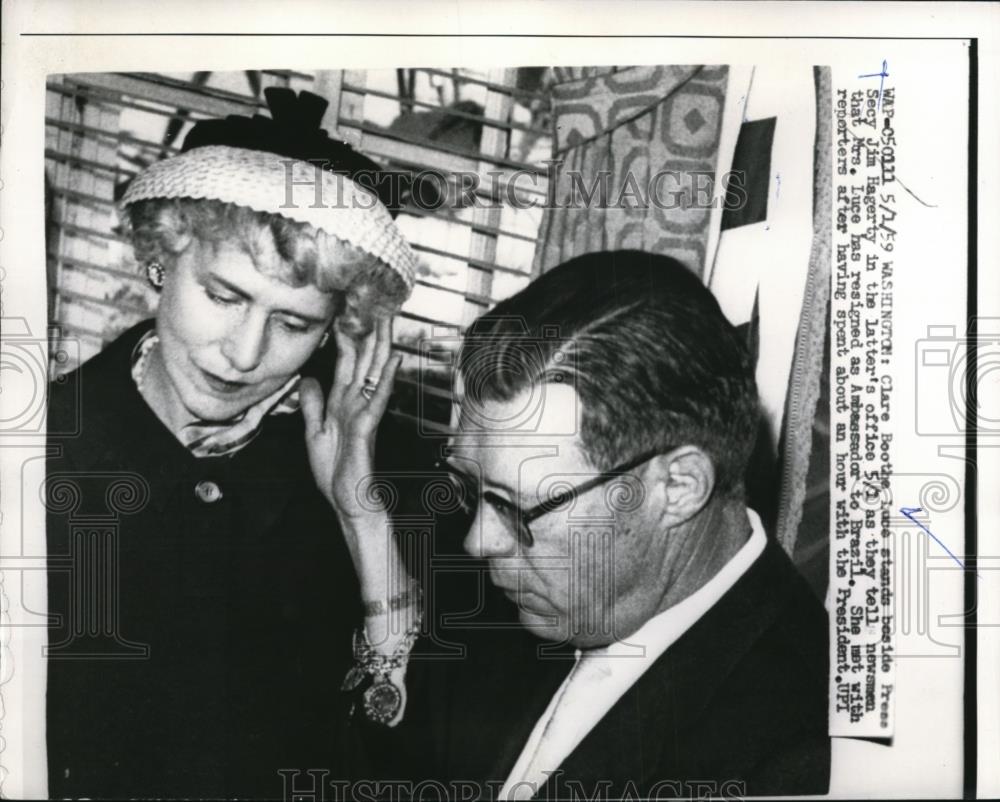 1959 Press Photo Clare Boothe Luce & Press Secretary Jim Hagerty in DC - Historic Images
