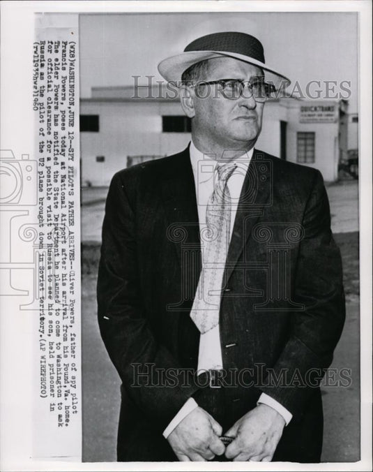 1960 Wire Photo Oliver Powers, father of spy pilot Francis Powers - cvw11389 - Historic Images