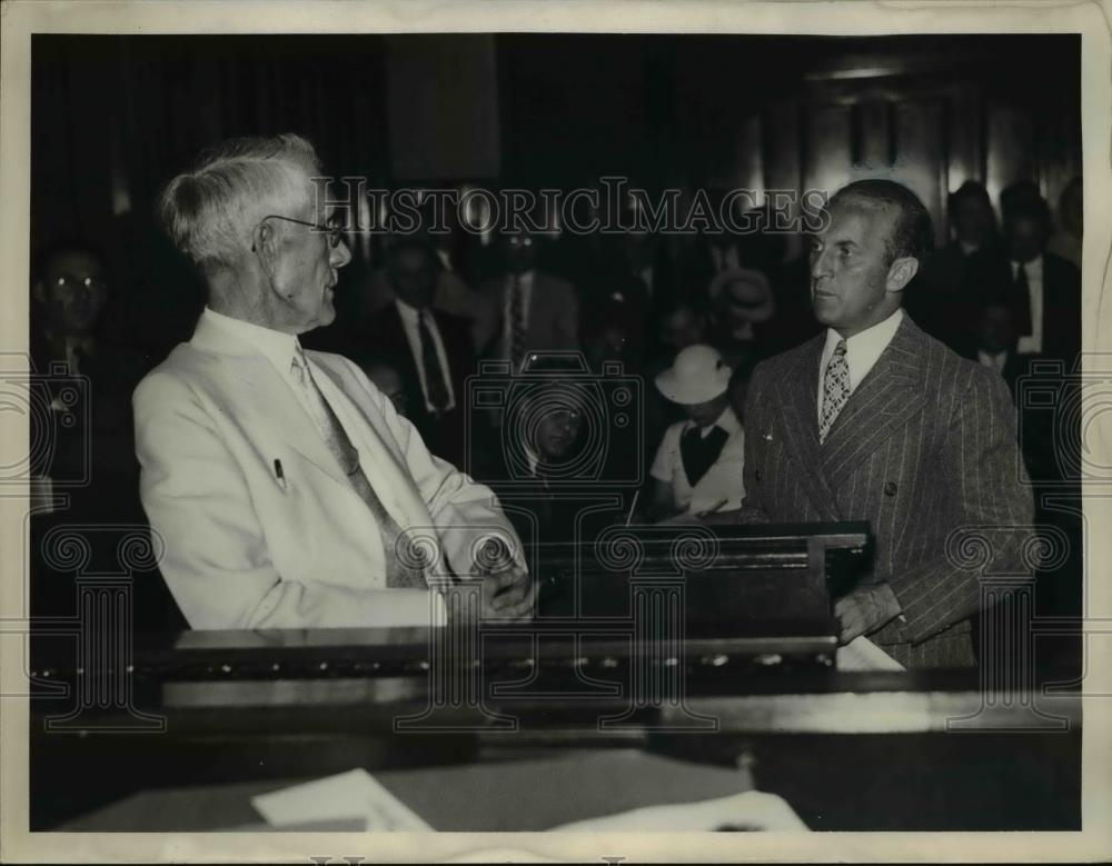 1936 Press Photo Townsend on the stand - Historic Images