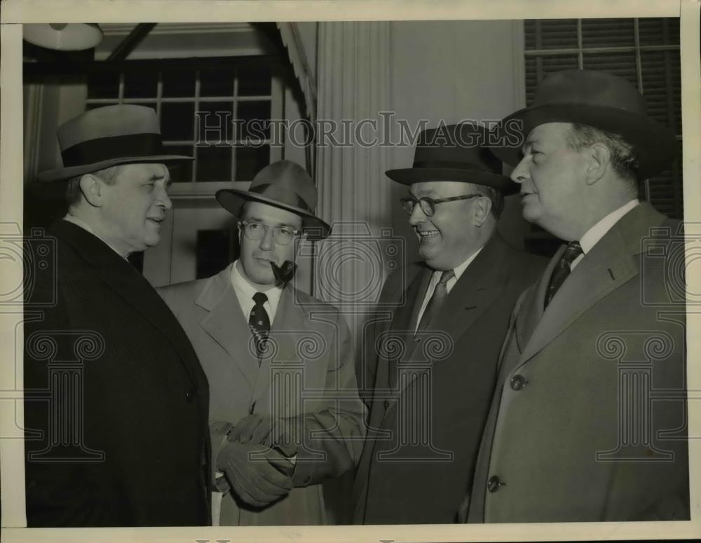 1954 Press Photo Richard Simpson James Bassett Leonard Hall Everett Dirksen - Historic Images