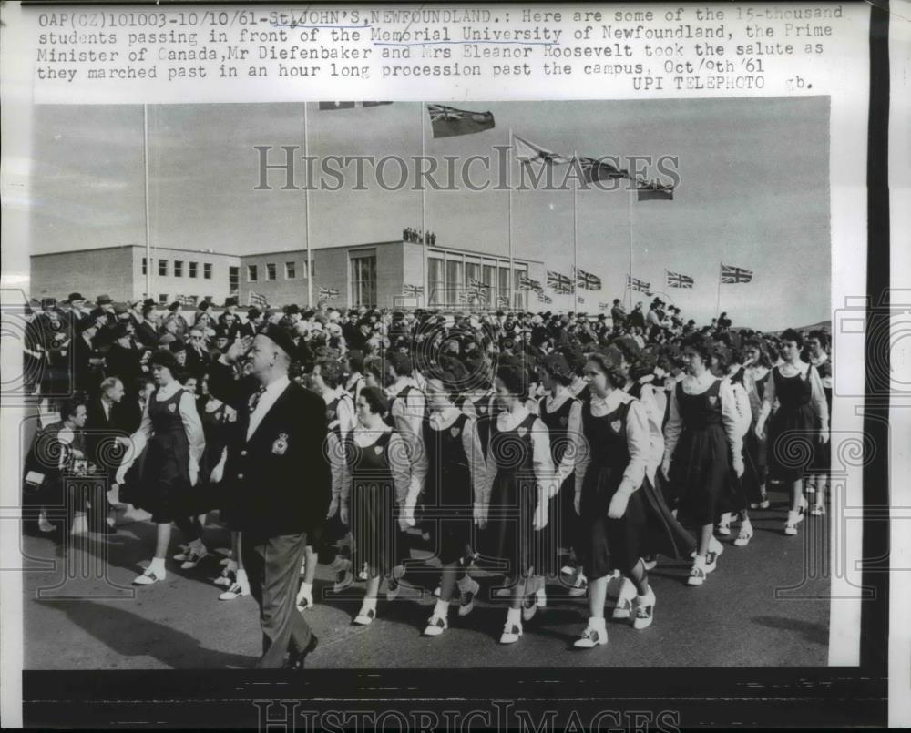 1961 Press Photo Students in front of Memorial Univ.for Prime Minister of Canada - Historic Images