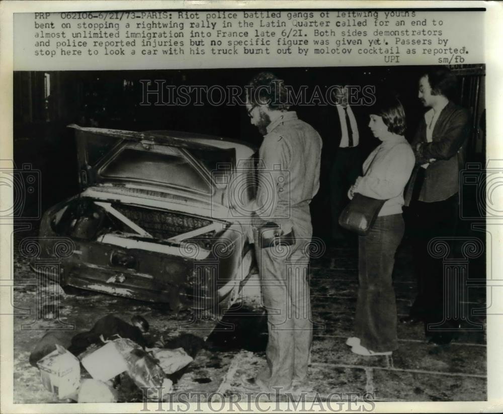 1973 Press Photo Riot Police Latin Quarter Paris, France - Historic Images