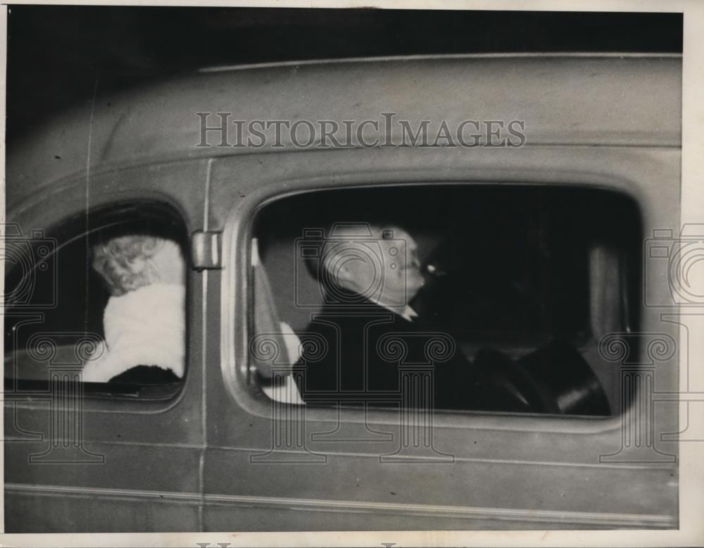 1938 Press Photo Justice Hugo Black &amp; Mrs Black Leaving White House Reception - Historic Images