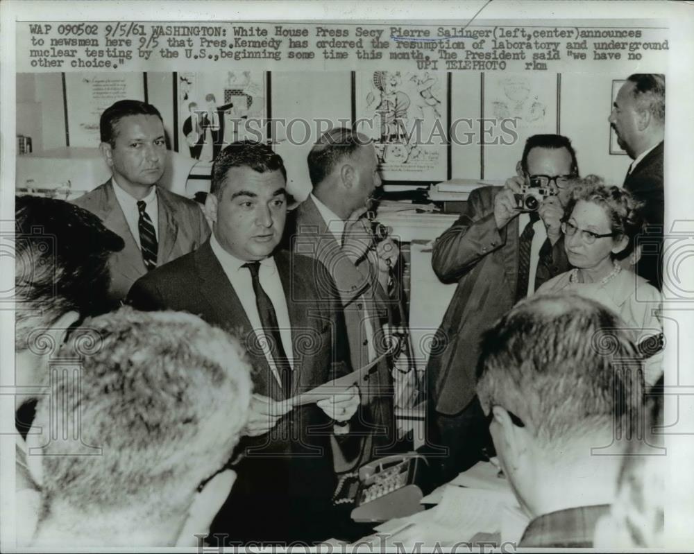 1961 Press Photo White House Press Secretary Pierre Salinger - Historic Images