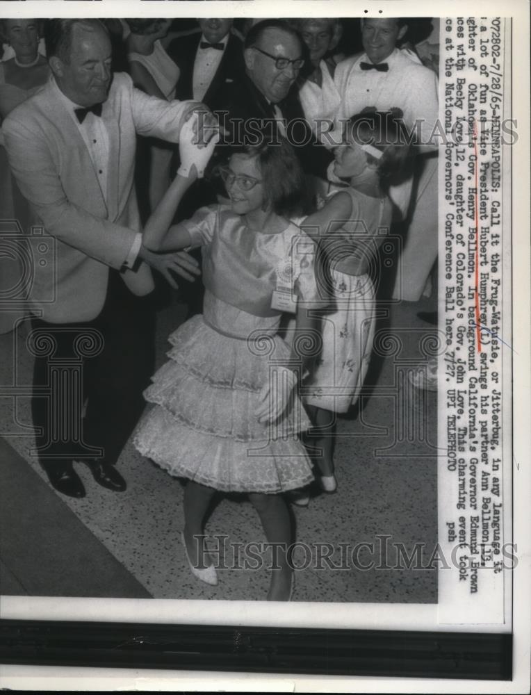 1965 Press Photo Vice President Huber Humphrey Dances With Ann Bellmont - Historic Images