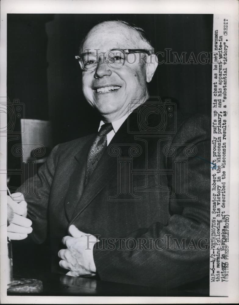 1952 Press Photo Indiana Senator Robert B. Taft Smiling - Historic Images