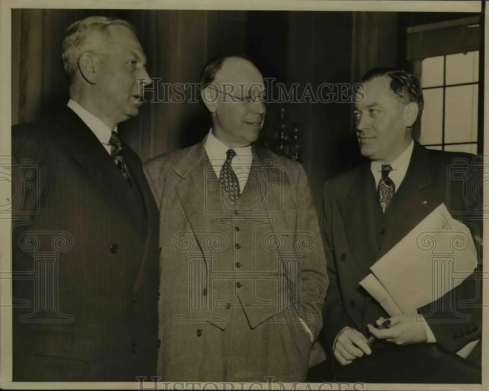 1946 Press Photo Sen. Edward Martin, Sen.Robert Taft and Sen.Kenneth S. Wherry - Historic Images