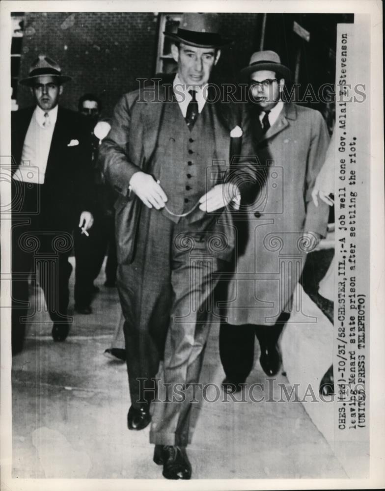 1952 Press Photo Governor of Illinois Adlai Stevenson at Menard State Prison - Historic Images