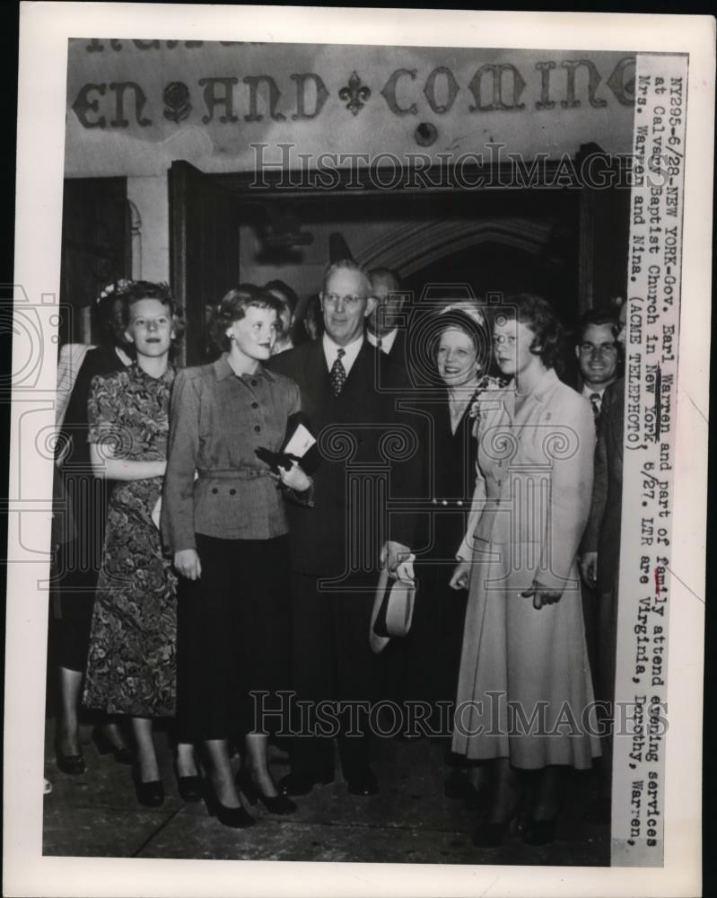 1948 Press Photo Gov.Earl Warren of Calif. and Family at Calvary Baptist Church - Historic Images