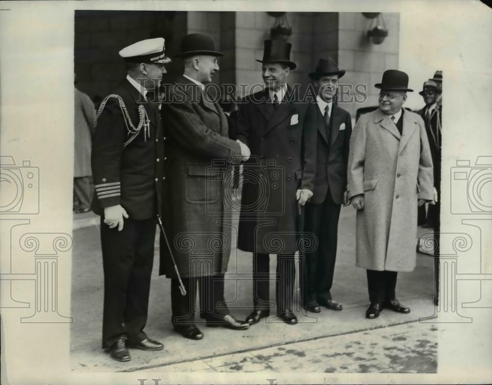 1933 Press Photo Dr Hjalmar Schacht One of German Delegates Economic Conference - Historic Images