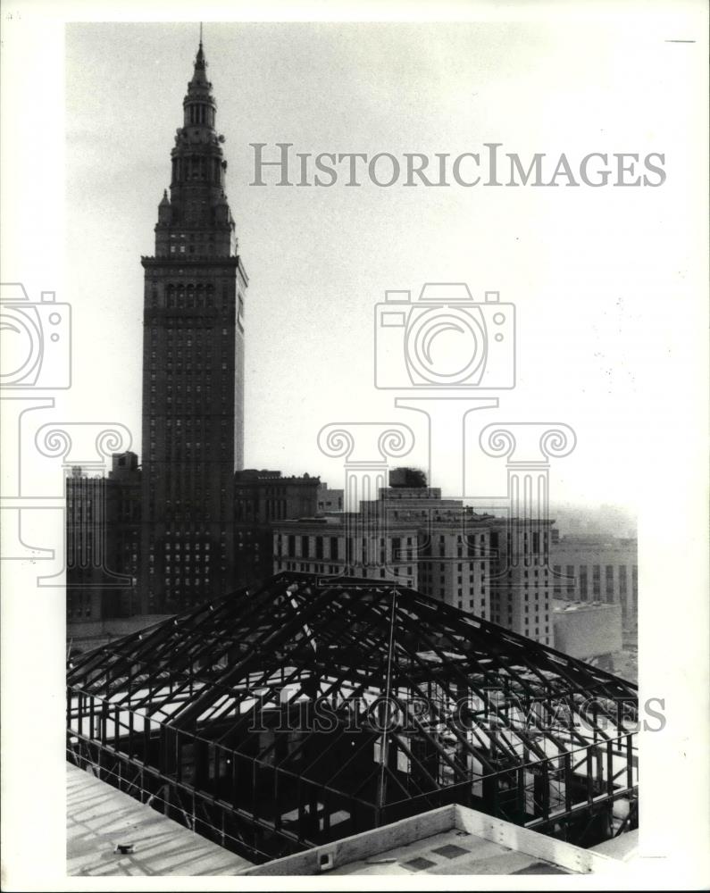 1990 Press Photo Skylight with the Tower Terminal view from Society Tower - Historic Images