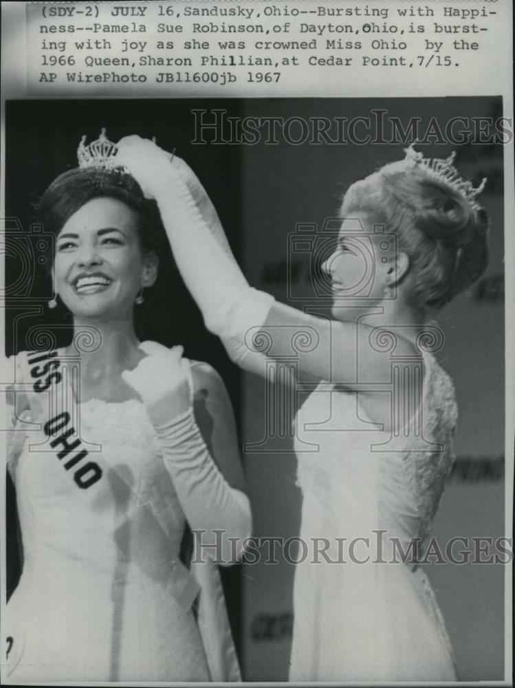 1967 Wire Photo Pamela Sue Robinson Was Crowned Miss Ohio 1966 - cvw06839 - Historic Images