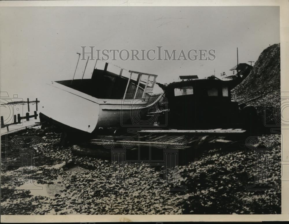 1934 Press Photo Motor Launch Beached By Hurricane in Port Lavada Texas - Historic Images