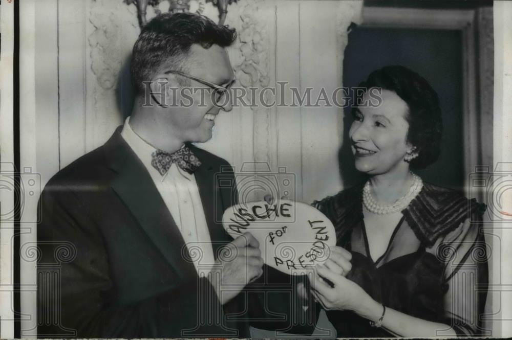 1956 Press Photo Tom Burkes Supper for Delegates Ralph Locher, jane Laucshe - Historic Images