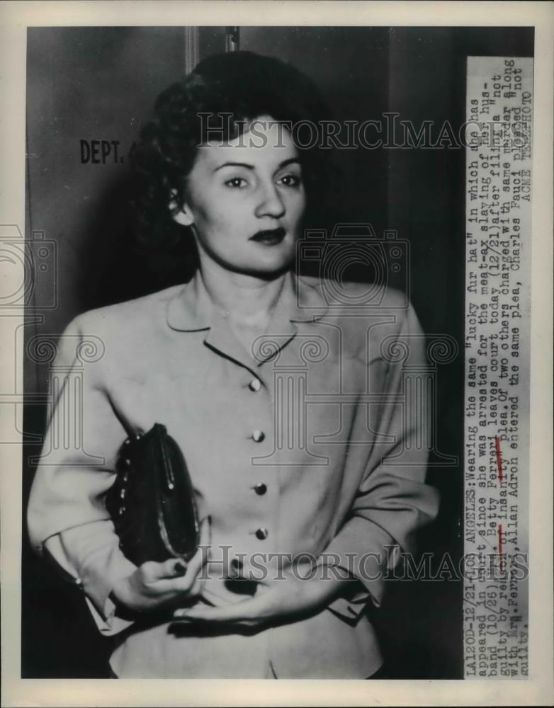 1949 Press Photo Betty Ferrari Leaving Court Charged with Ax Murder of Husband - Historic Images