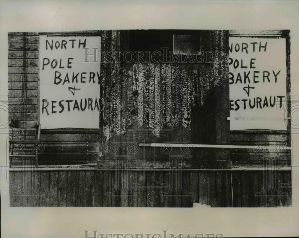 1934 Press Photo Fire Damage at North Pole Bakery and Restaurant in Nome Alaska - Historic Images